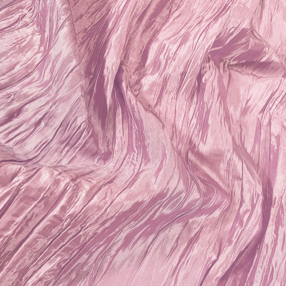 Accordion Taffeta Table Linen in Pink