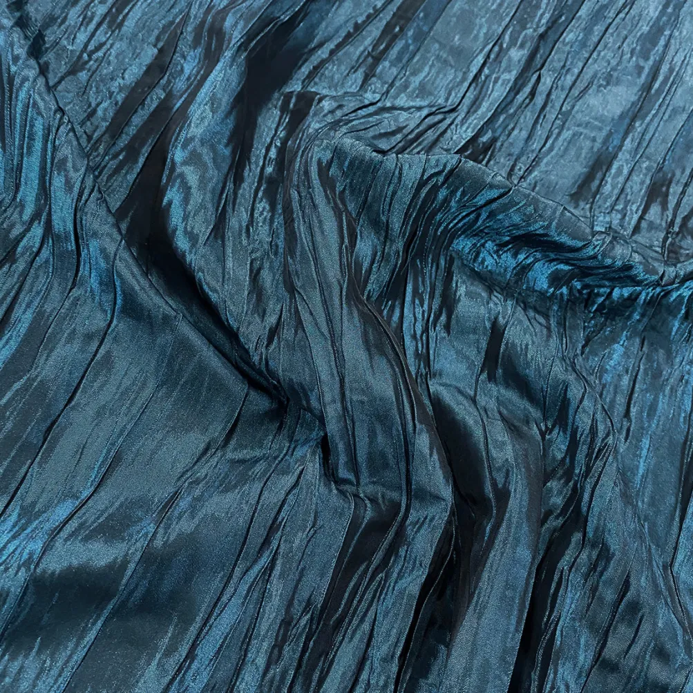 Accordion Taffeta Table Linen in Peacock