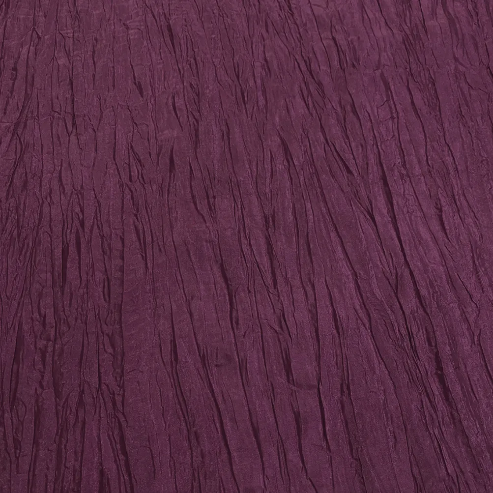 Accordion Taffeta Table Linen in Plum