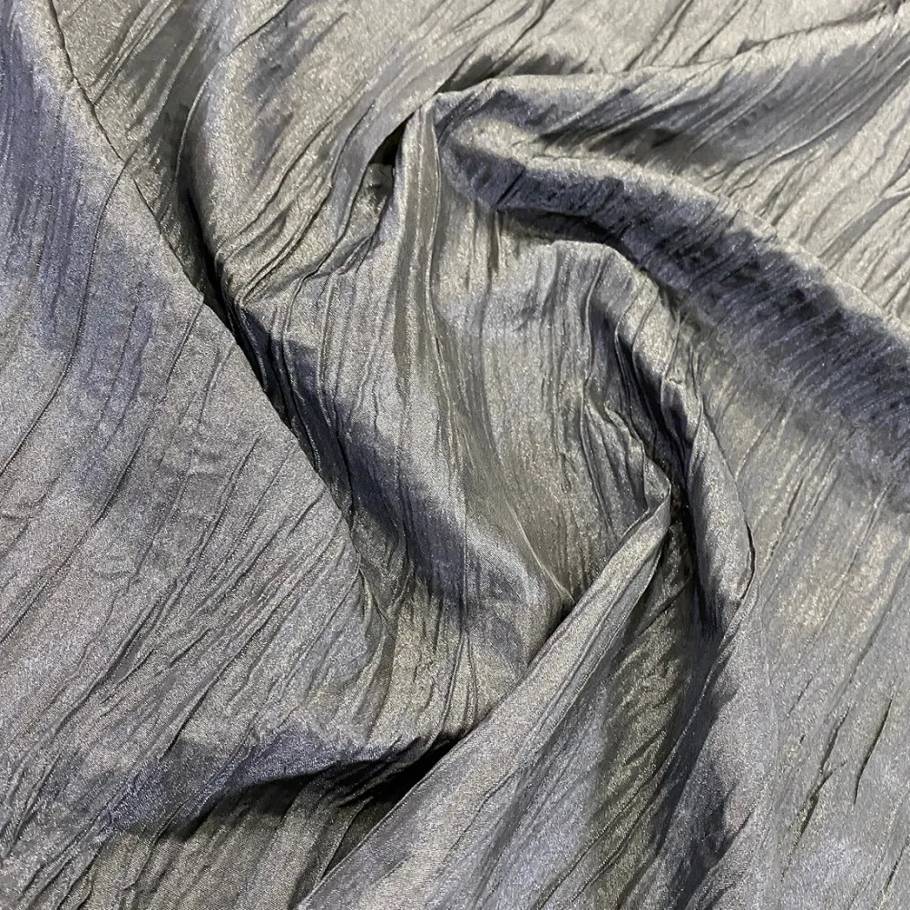 Accordion Taffeta Table Napkin in Charcoal