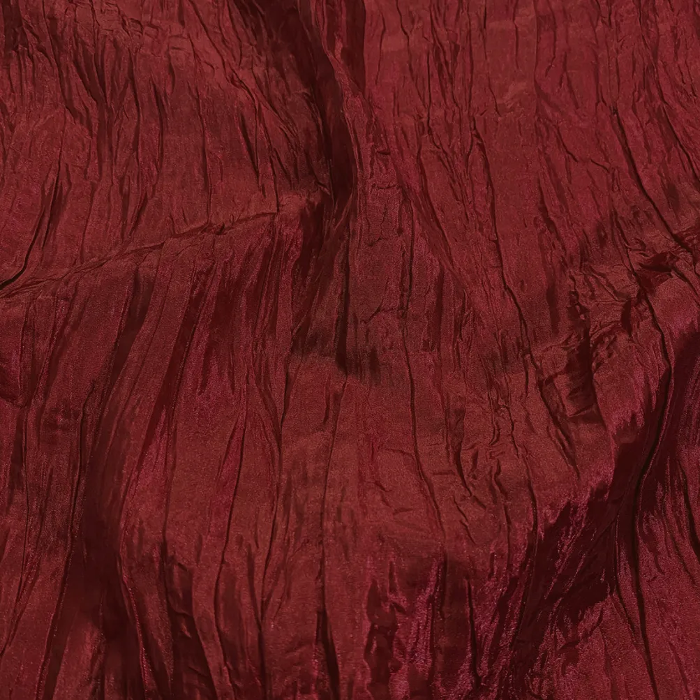Accordion Taffeta Table Napkin in Cherry