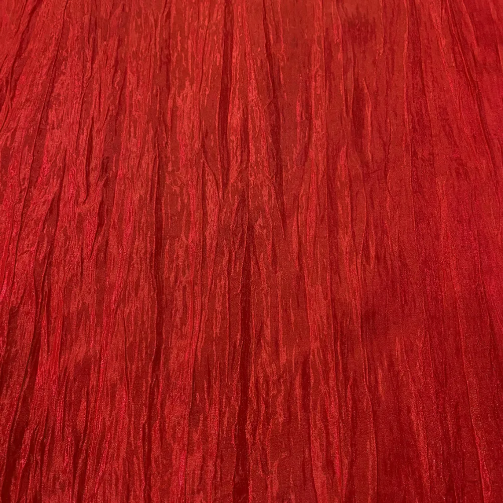 Accordion Taffeta Table Runner in Red
