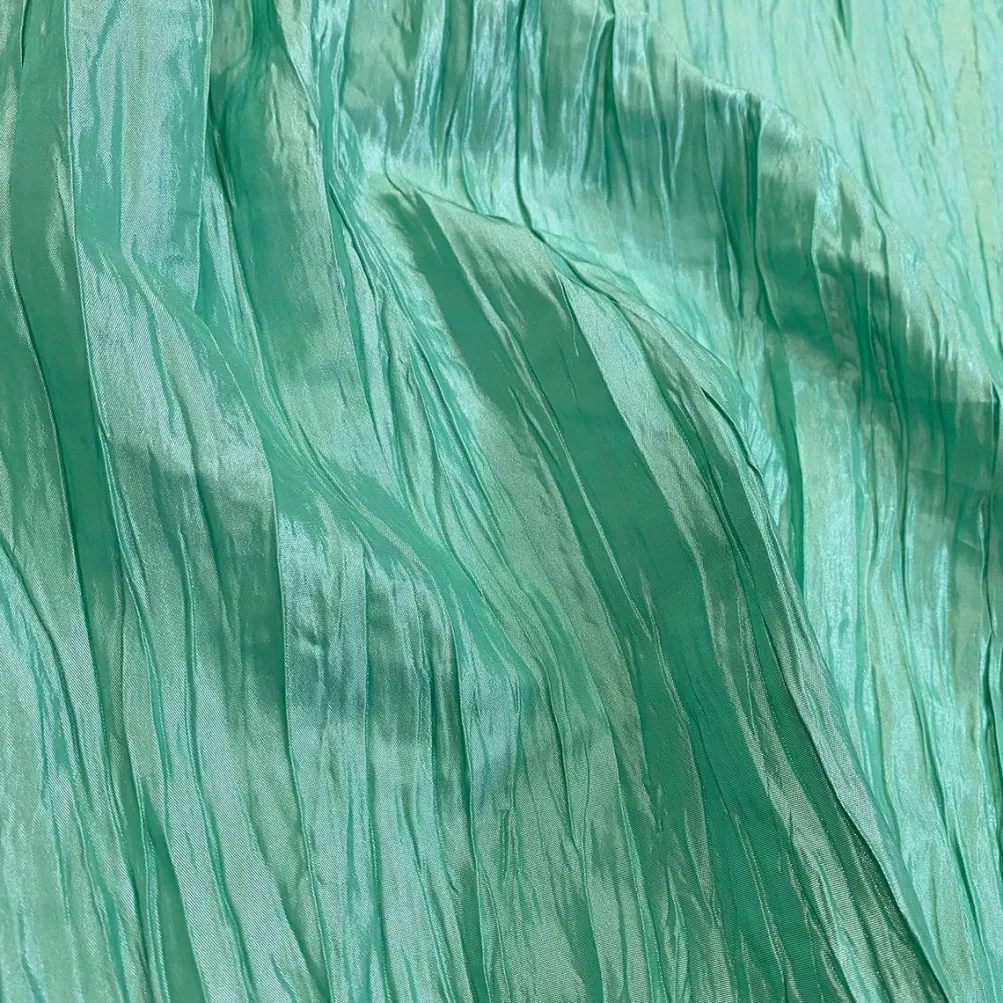 Accordion Taffeta Table Runner in Teal Green