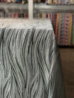 Allure Jacquard Table Linen in Silver