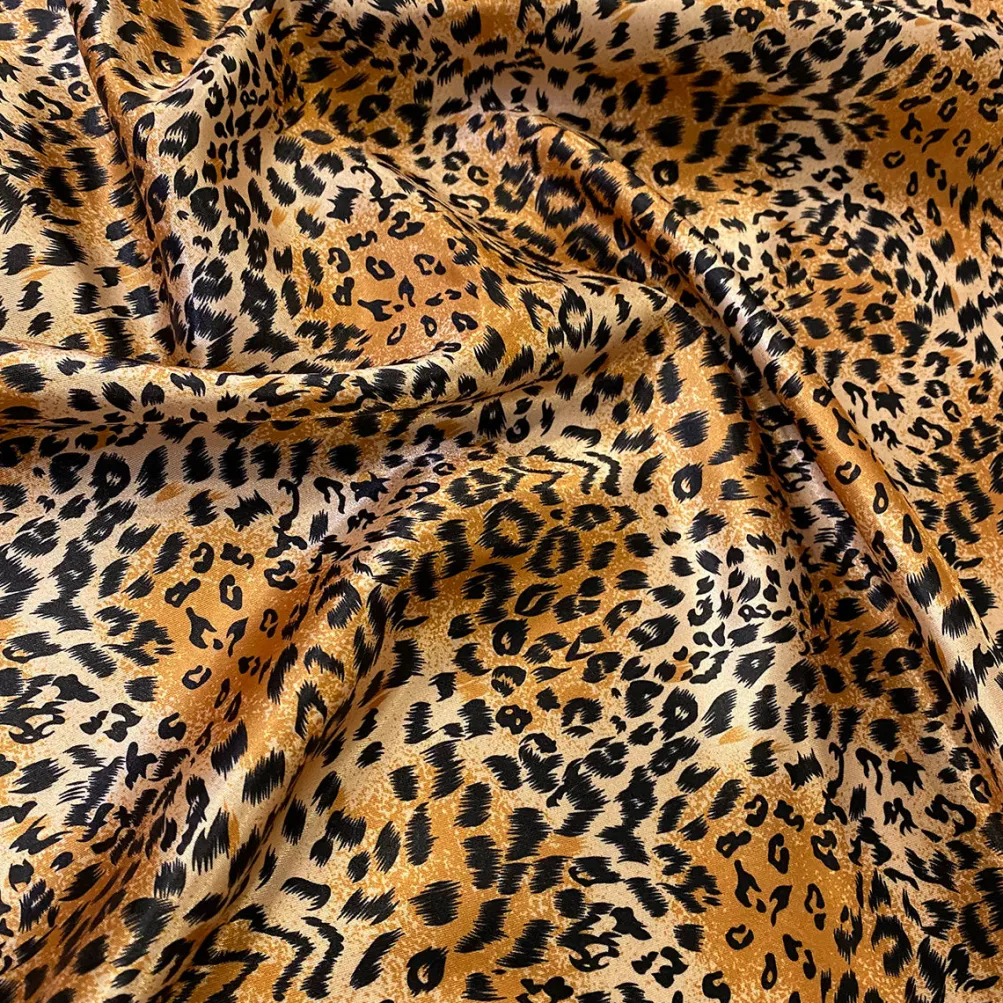 Animal Print Table Runner in Tiger
