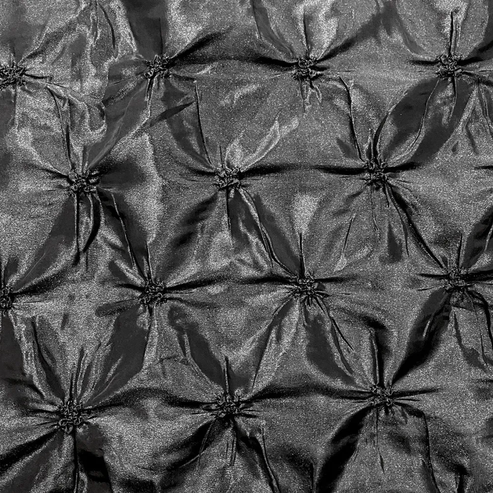 Belly Button (Pinwheel) Table Linen in Black