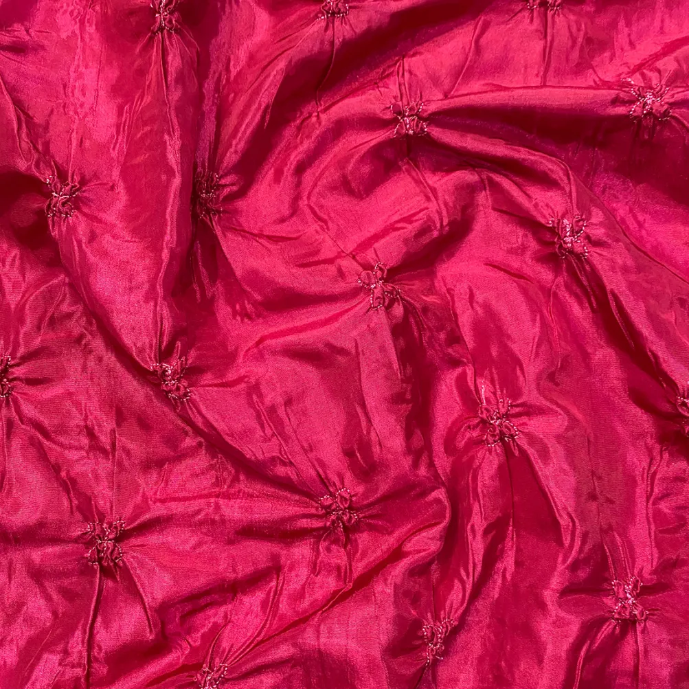Belly Button (Pinwheel) Table Linen in Fuchsia