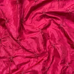 Belly Button (Pinwheel) Table Runner in Fuchsia