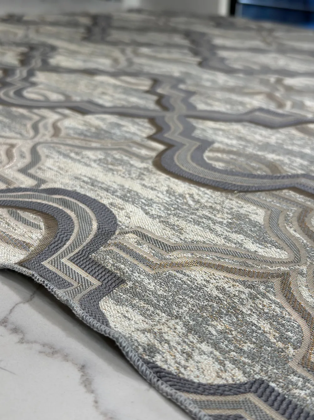 Bentley Jacquard Table Linen in Silver