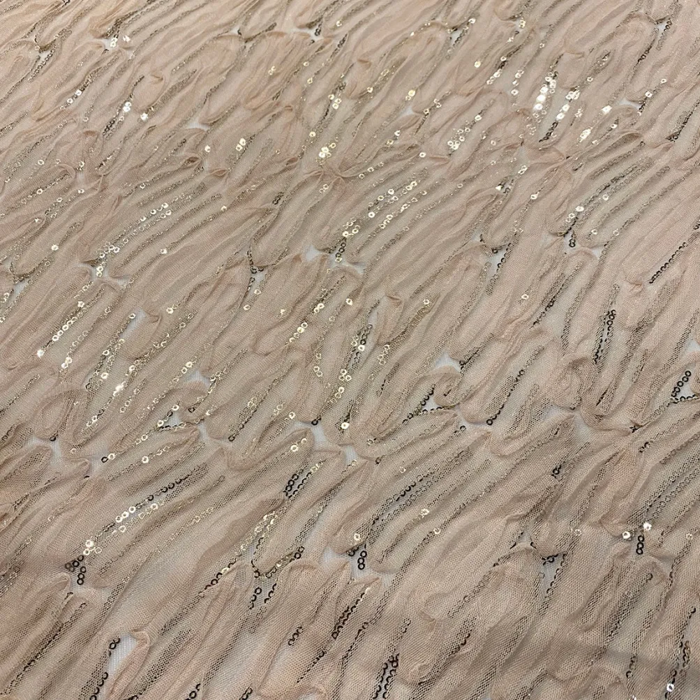 Brilliant Sheer Sequins Table Runner in Champagne