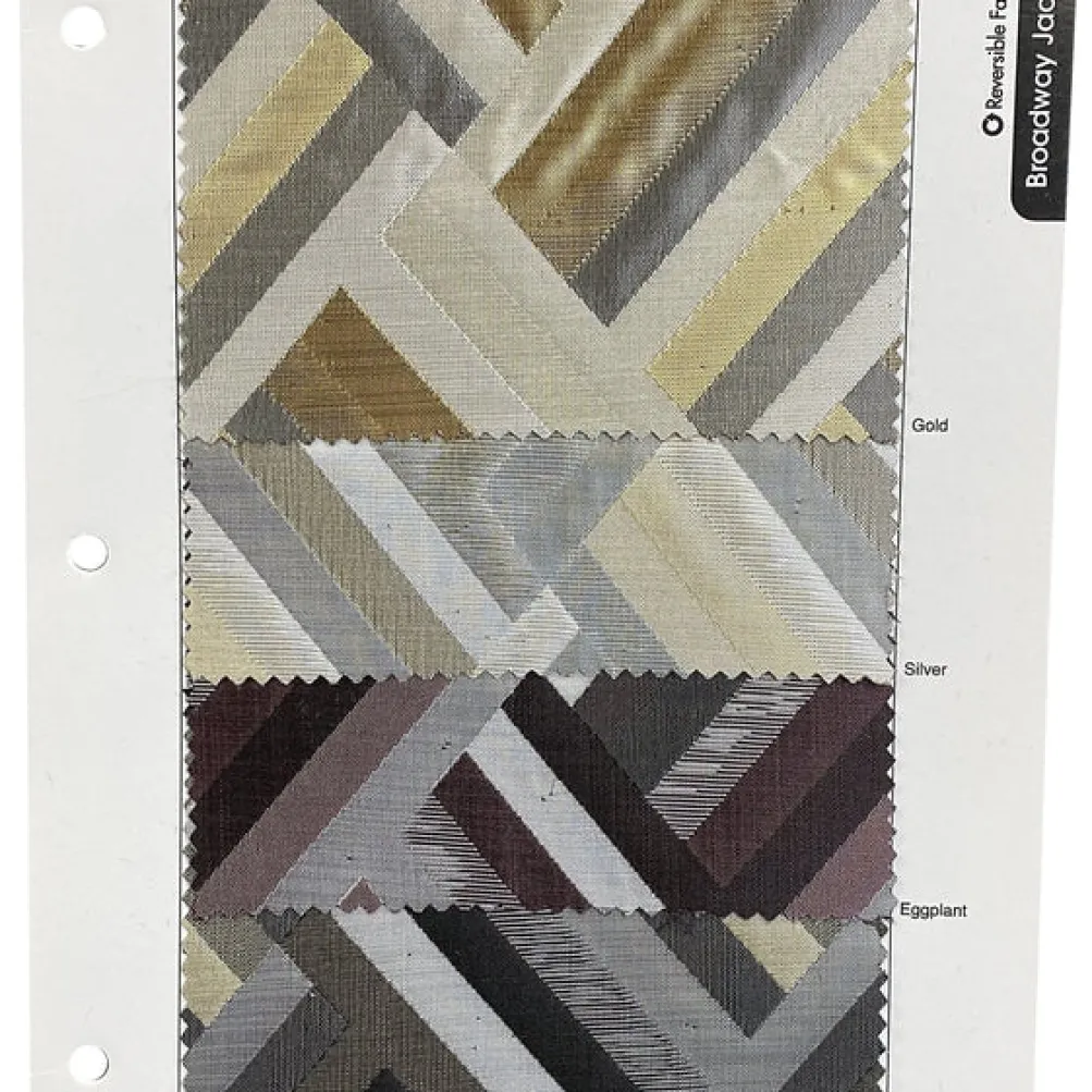 Broadway Jacquard (Reversible) Table Linen in Eggplant