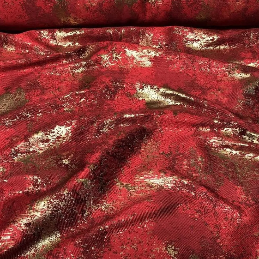 Cascade Jacquard Table Runner in Red and Gold