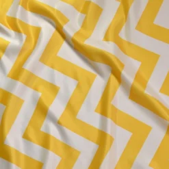 Chevron Print (Lamour) Table Linen in Yellow and White