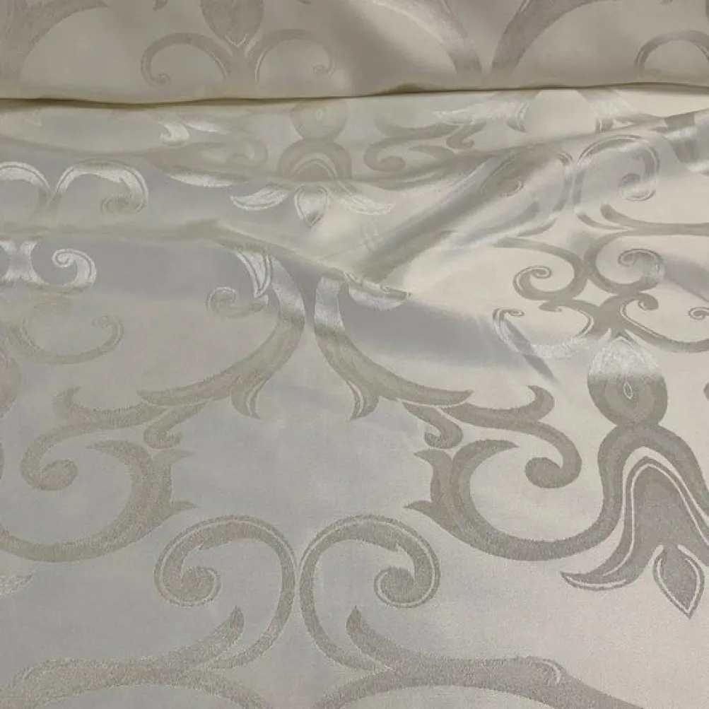 Chopin Jacquard Table Runner in Ivory