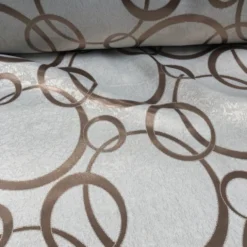 Cirque Jacquard (Reversible) Table Linen in Champagne