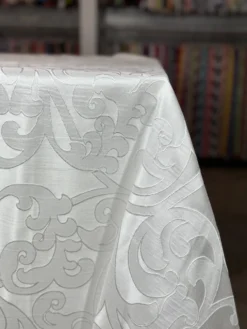 Classic Jacquard Table Linen in Silver