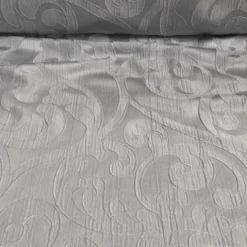 Classic Jacquard Table Linen in Silver
