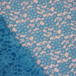 Classic Lace Table Runner in Aqua 1135