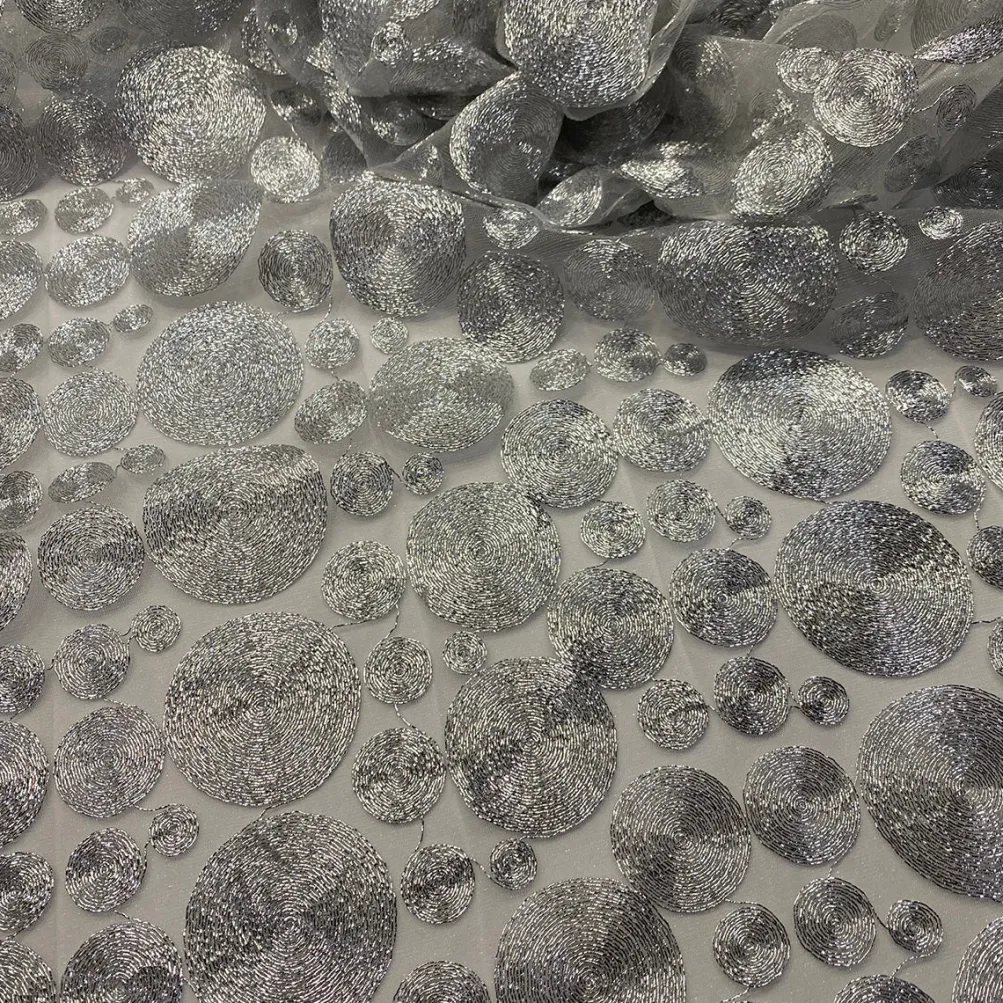 Coin Table Linen in Silver