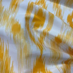 Cosmo Print (Dupioni) Table Linen in Yellow