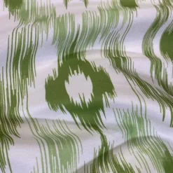 Cosmo Print (Dupioni) Table Napkin in Avocado