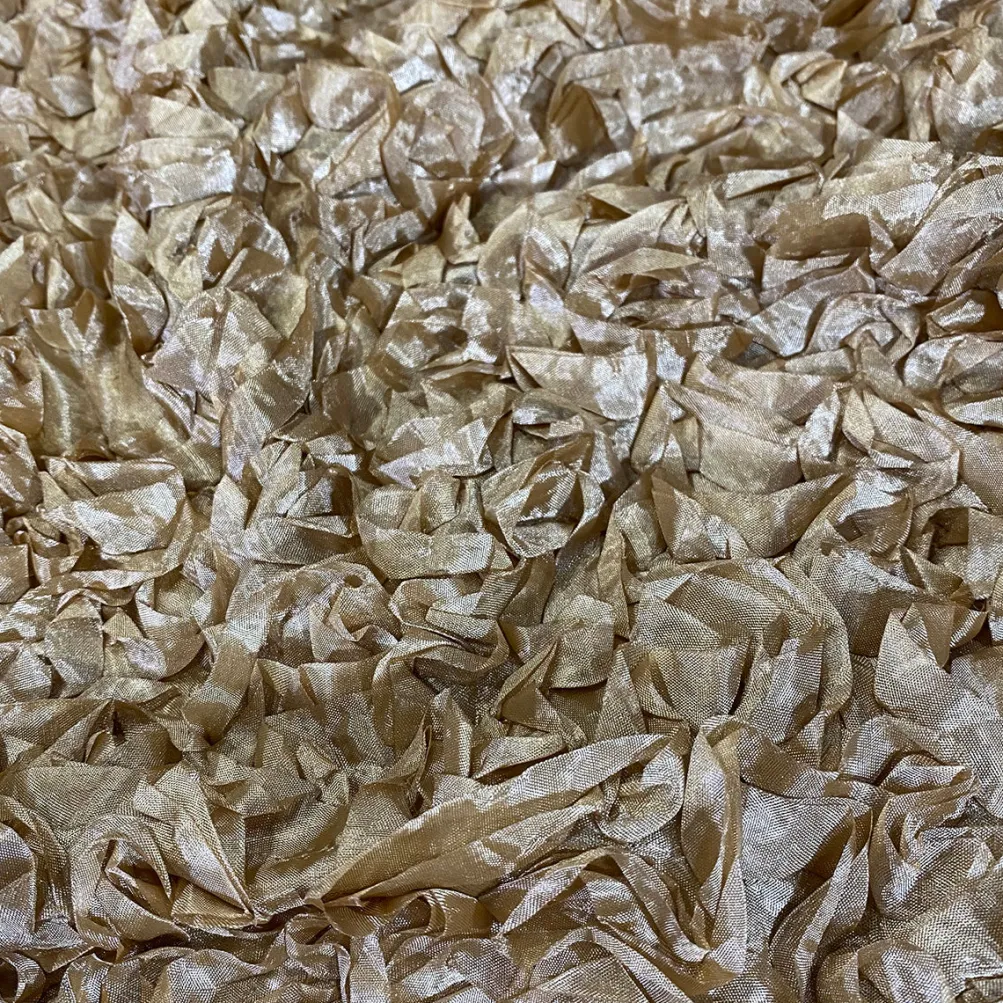 Curly Satin Table Linen In Champagne