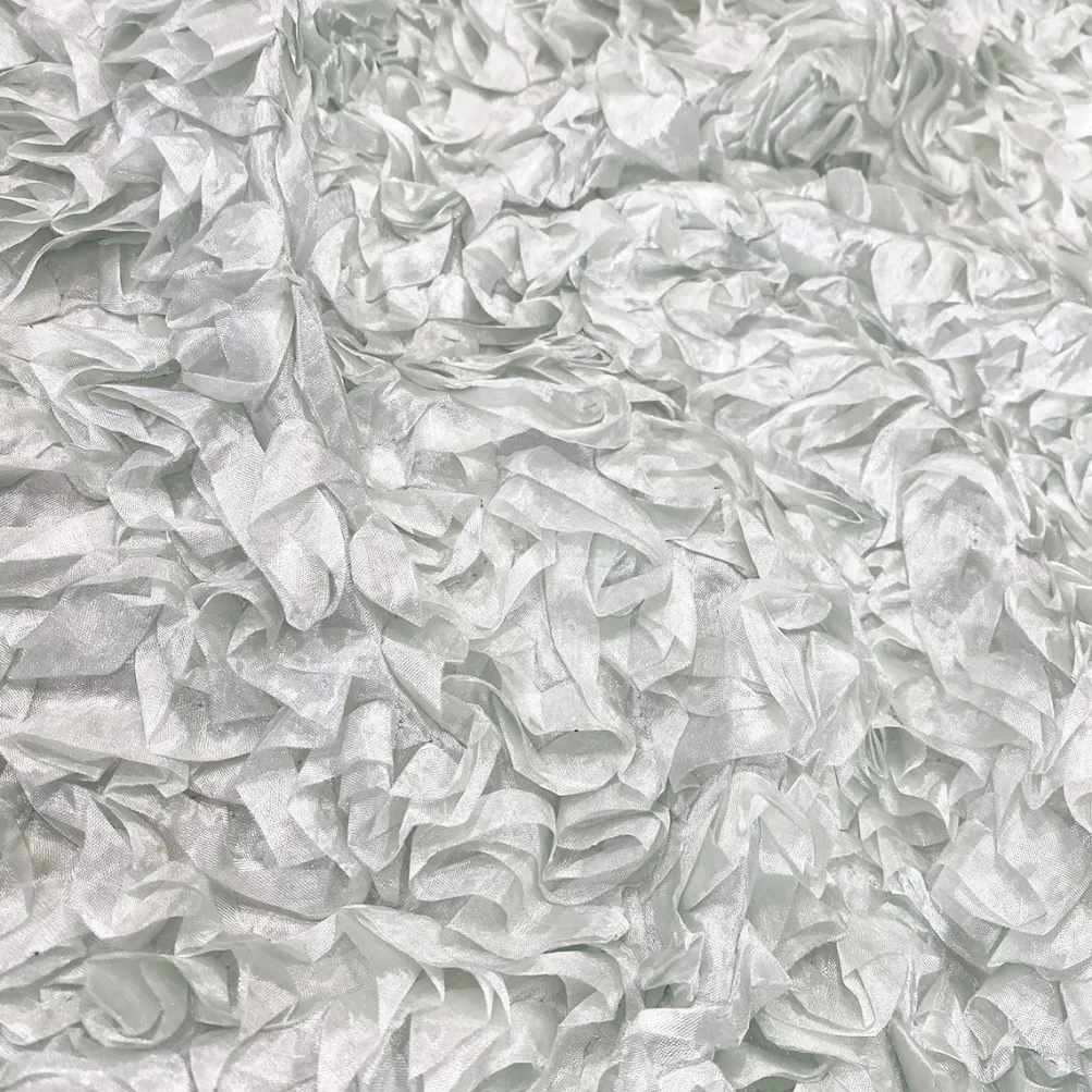 Curly Satin Table Linen In White