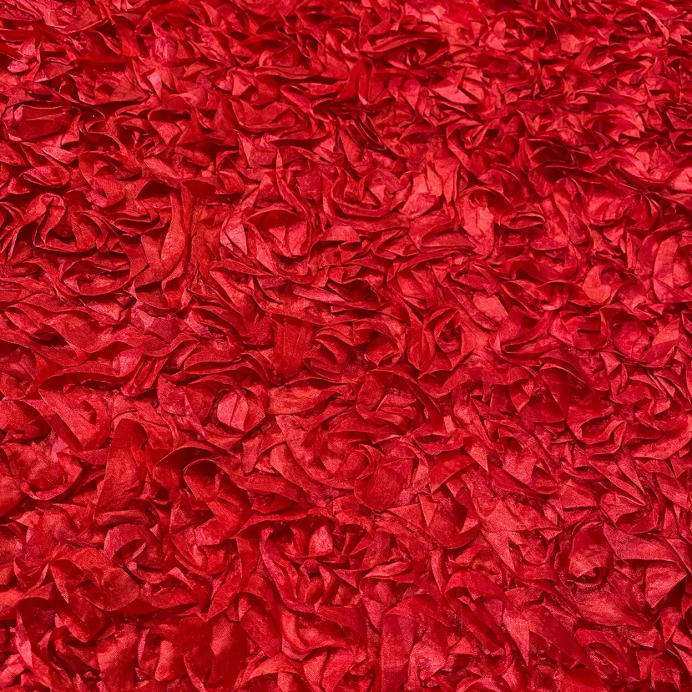 Curly Satin Table Runner in Red