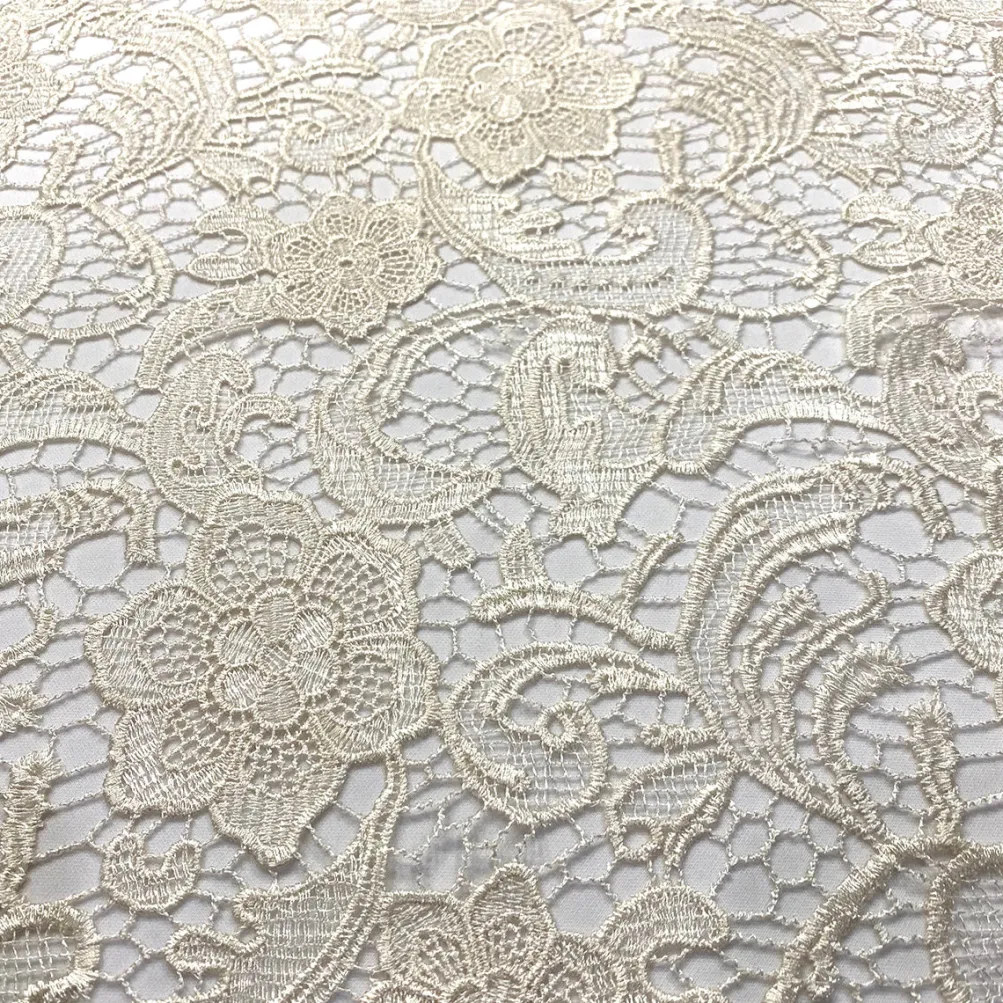 English Lace Table Linen in Ivory