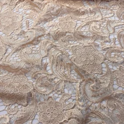English Lace Table Runner in Champagne