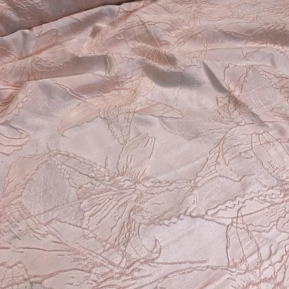 Floral Reef Jacquard Table Linen in Blush