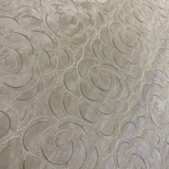 Flora Rose Table Runner in Champagne