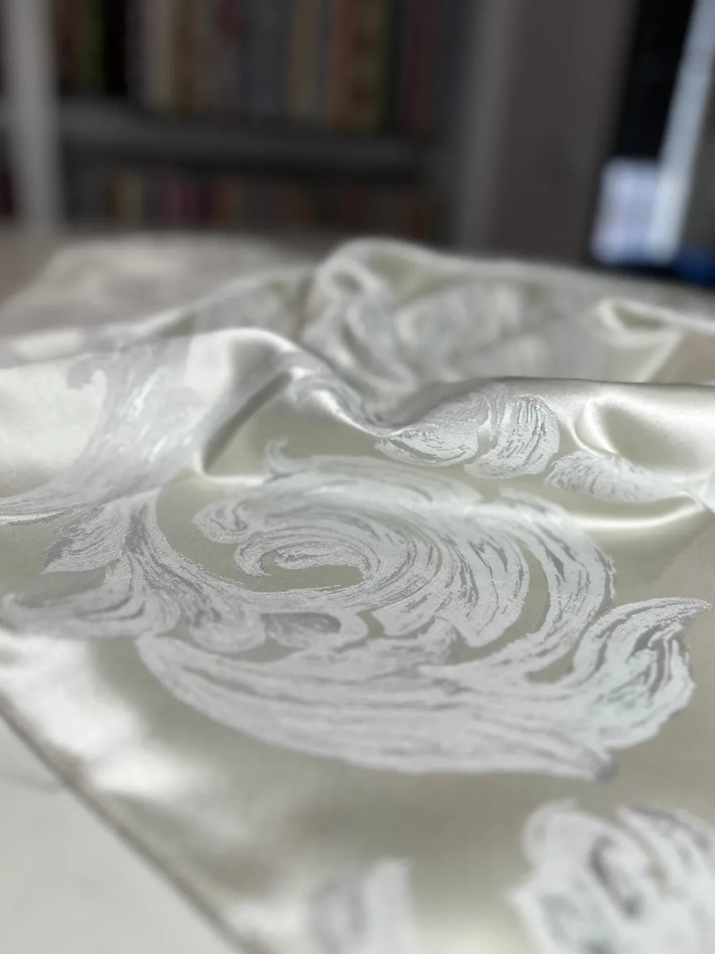 Florence Jacquard Table Linen in Ivory