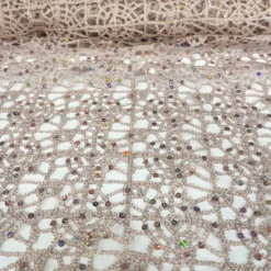 Flower Chain Lace Table Linen in Pink and Silver