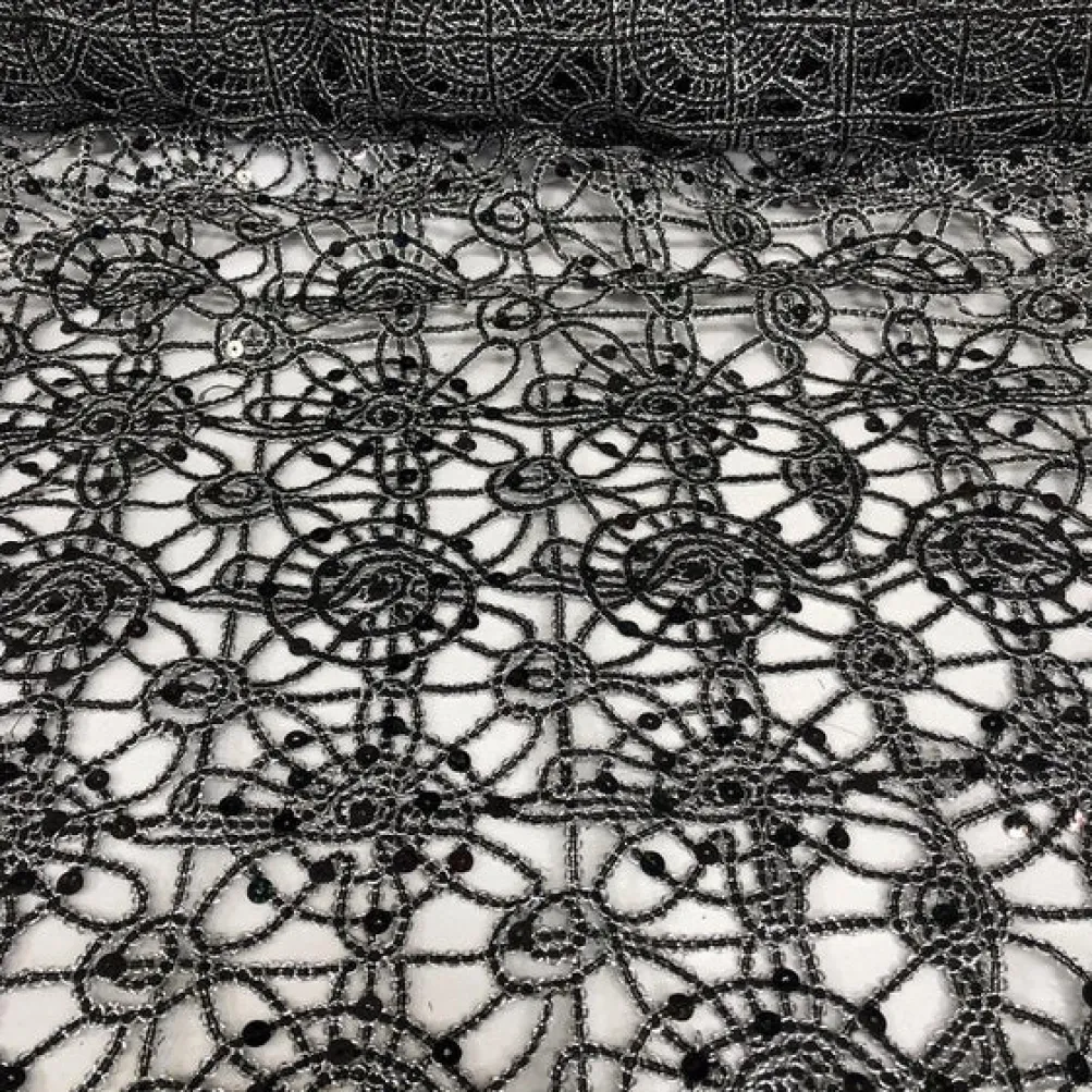 Flower Chain Lace Table Linen in Black and Silver