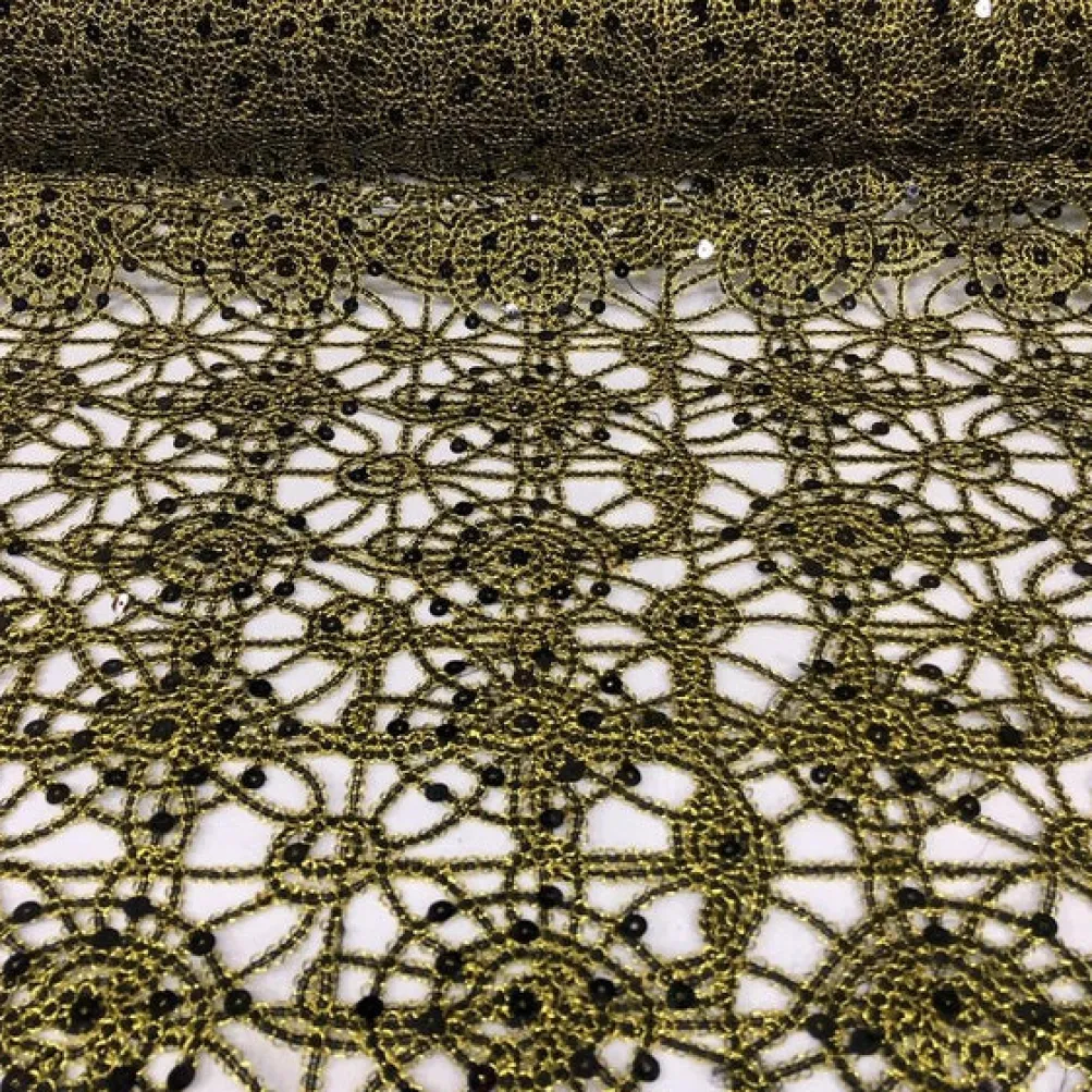Flower Chain Lace (w/ Poly Lining) Table Napkin in Black and Gold