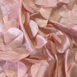 Funzie (Circle Hanging) Taffeta Table Linen in Rose Petal
