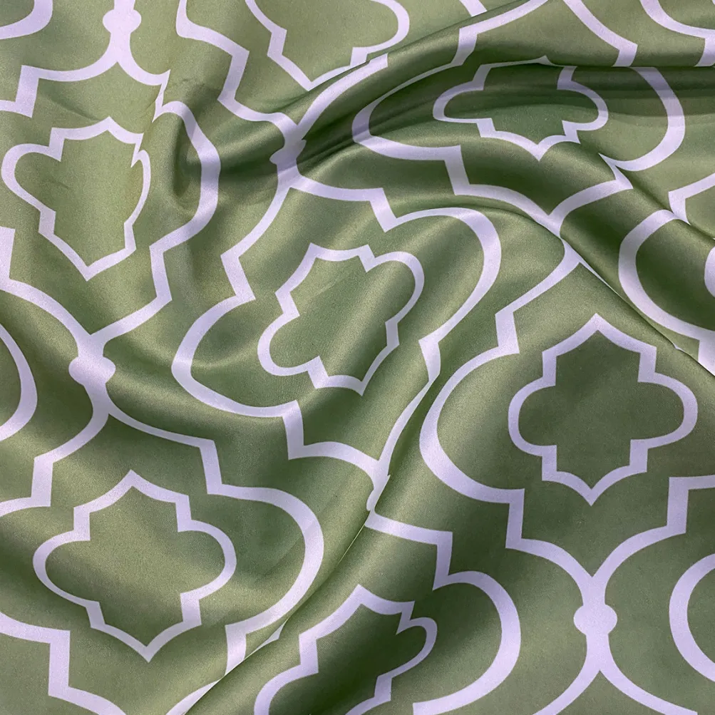 Gatsby Print (Lamour) Table Runner in Avocado