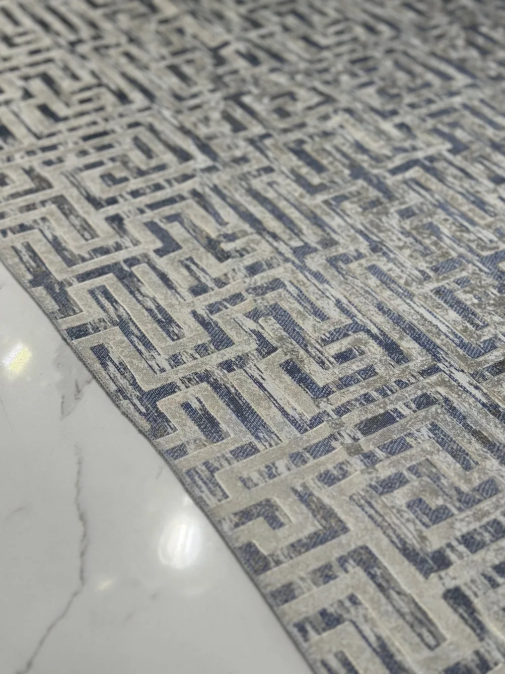 Gio Jacquard Table Linen in Blue