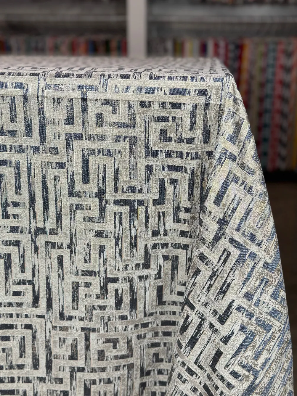 Gio Jacquard Table Linen in Blue