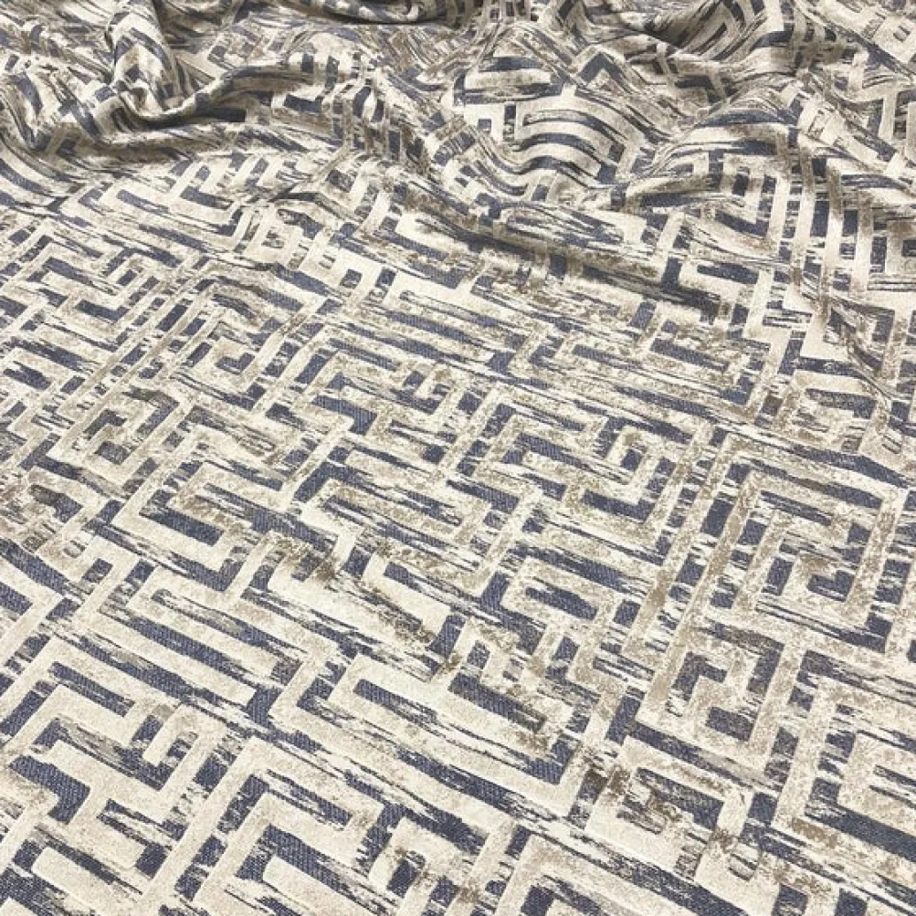 Gio Jacquard Table Linen in Blue