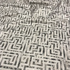 Gio Jacquard Table Runner in Taupe