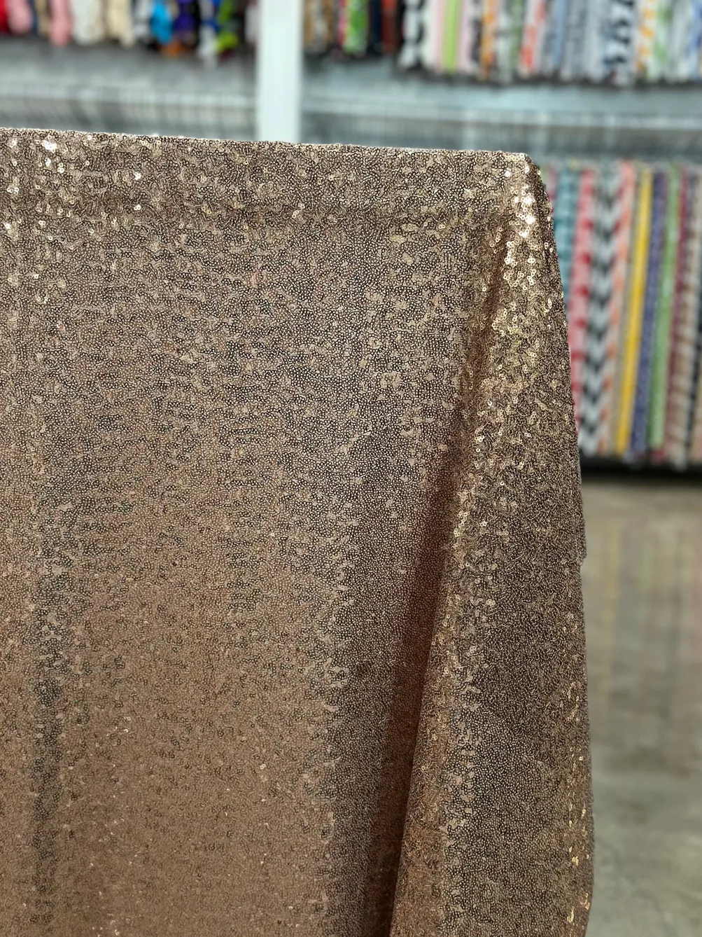 Glitz Sequins Table Linen in Rose Gold
