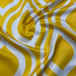 Groovy Print (Lamour) Table Linen in Sorbet
