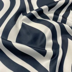 Groovy Print (Lamour) Table Napkin in Navy