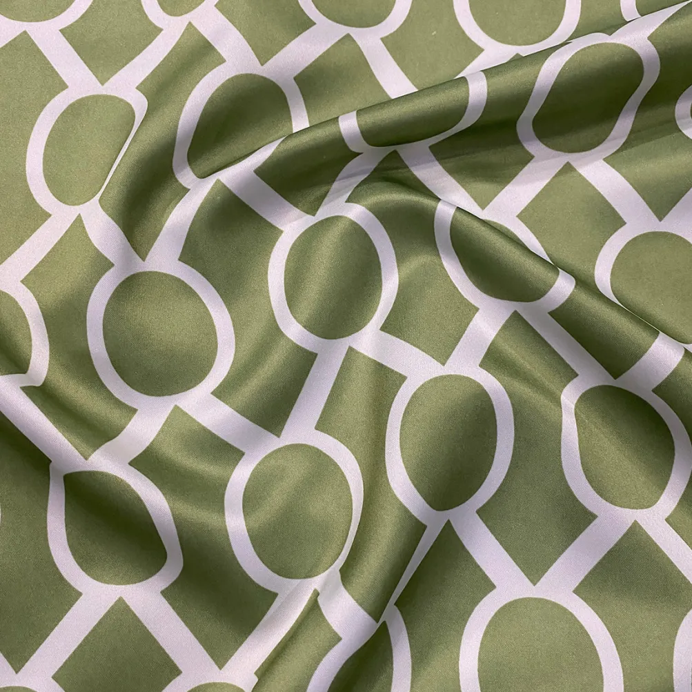 Halo Print (Lamour) Table Runner in Avocado
