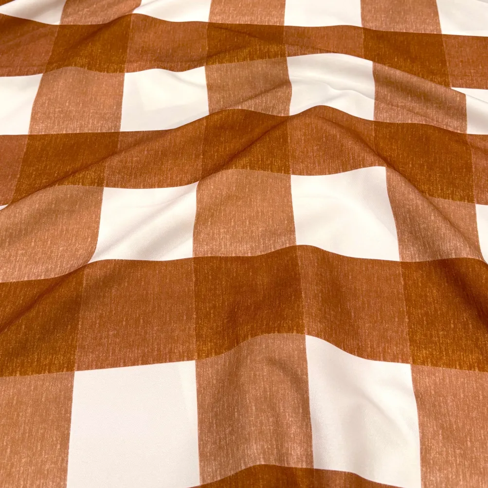Hampton Checker (Poly Print) Table Linen in Rust