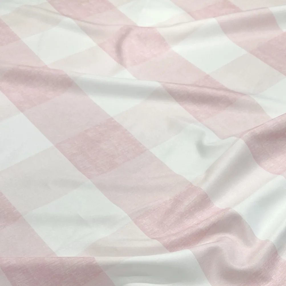 Hampton Checker (Poly Print) Table Runner in Dusty Rose