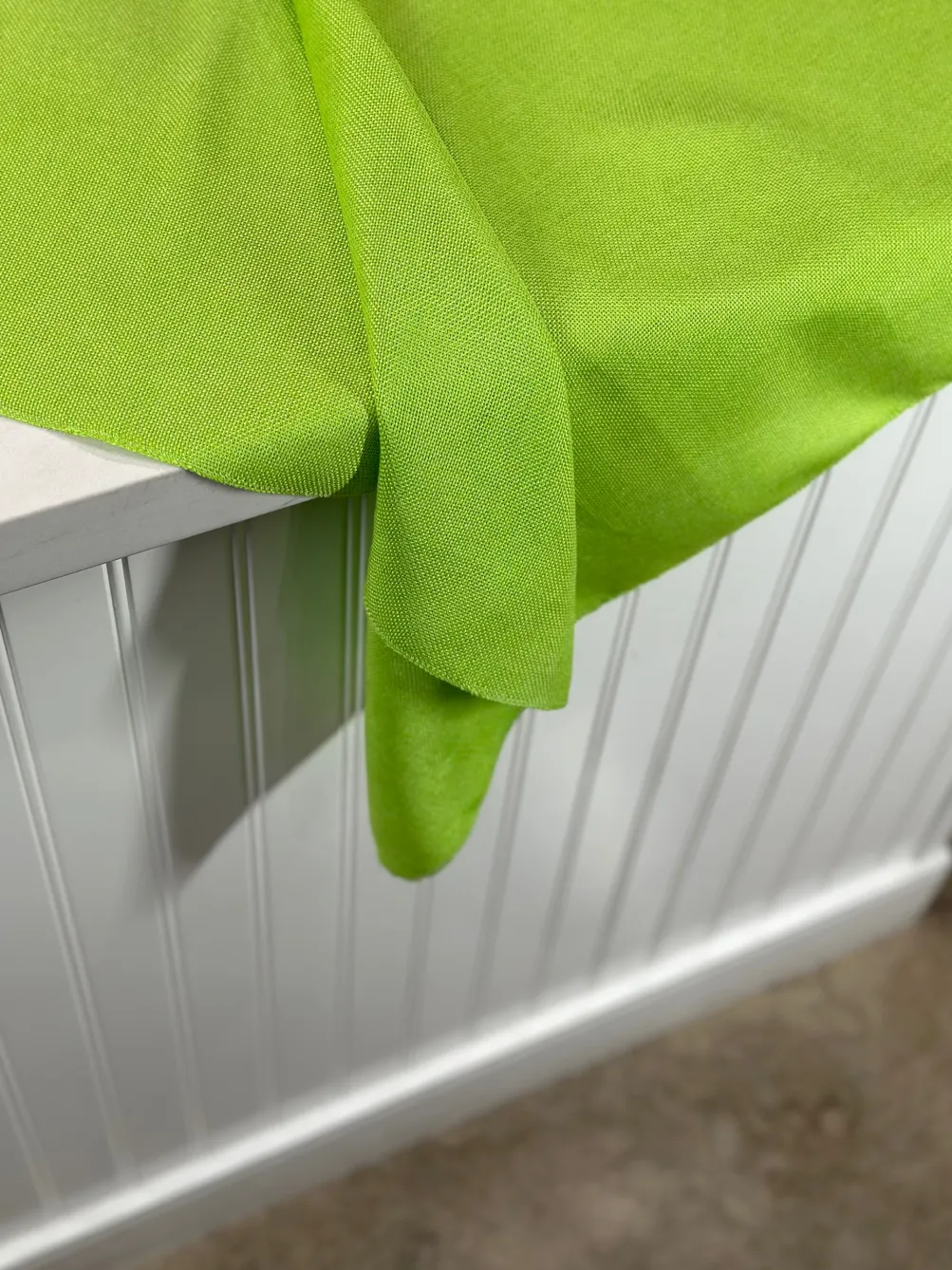 Imitation Burlap Table Linen in Lime