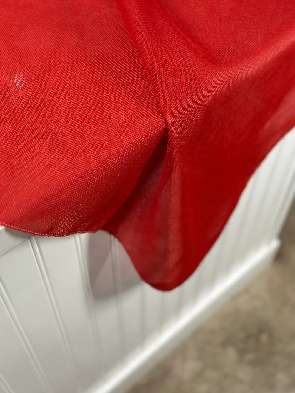 Imitation Burlap Table Linen in Red